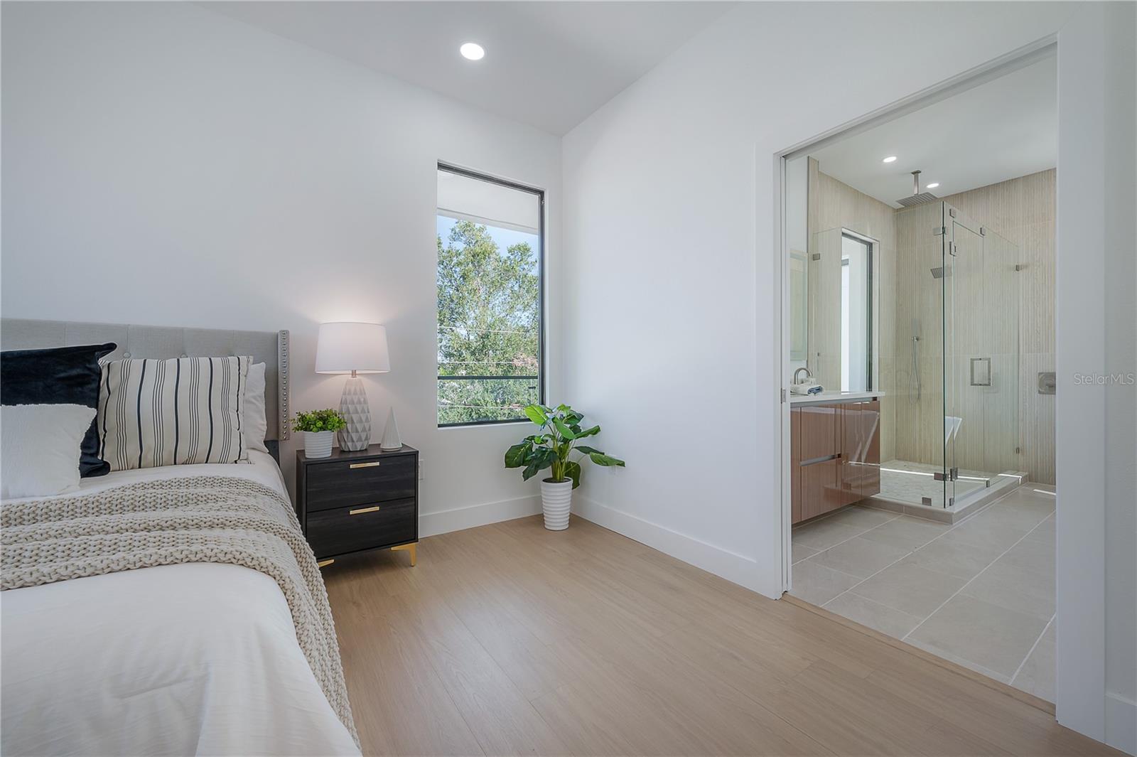 AVALON - Residential Lease