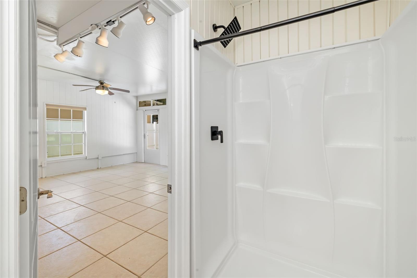 PINE VIEW TERRACE - Residential