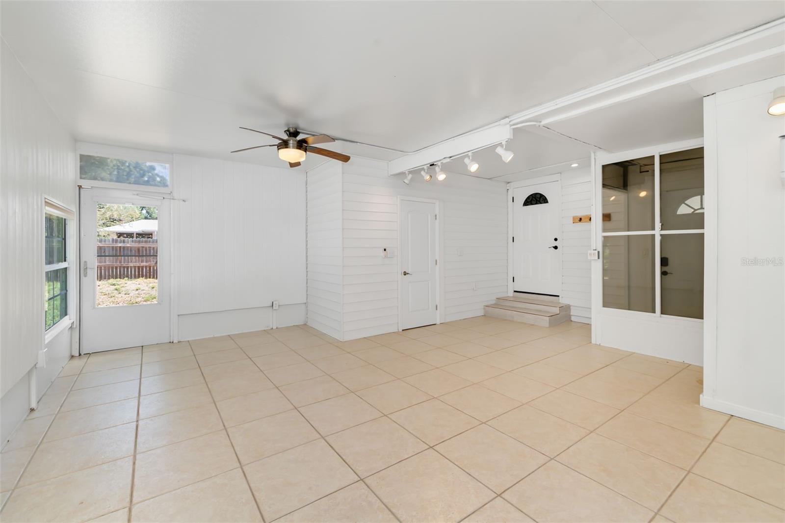 PINE VIEW TERRACE - Residential