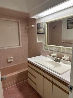 BELLEAIR MANOR - Residential Lease