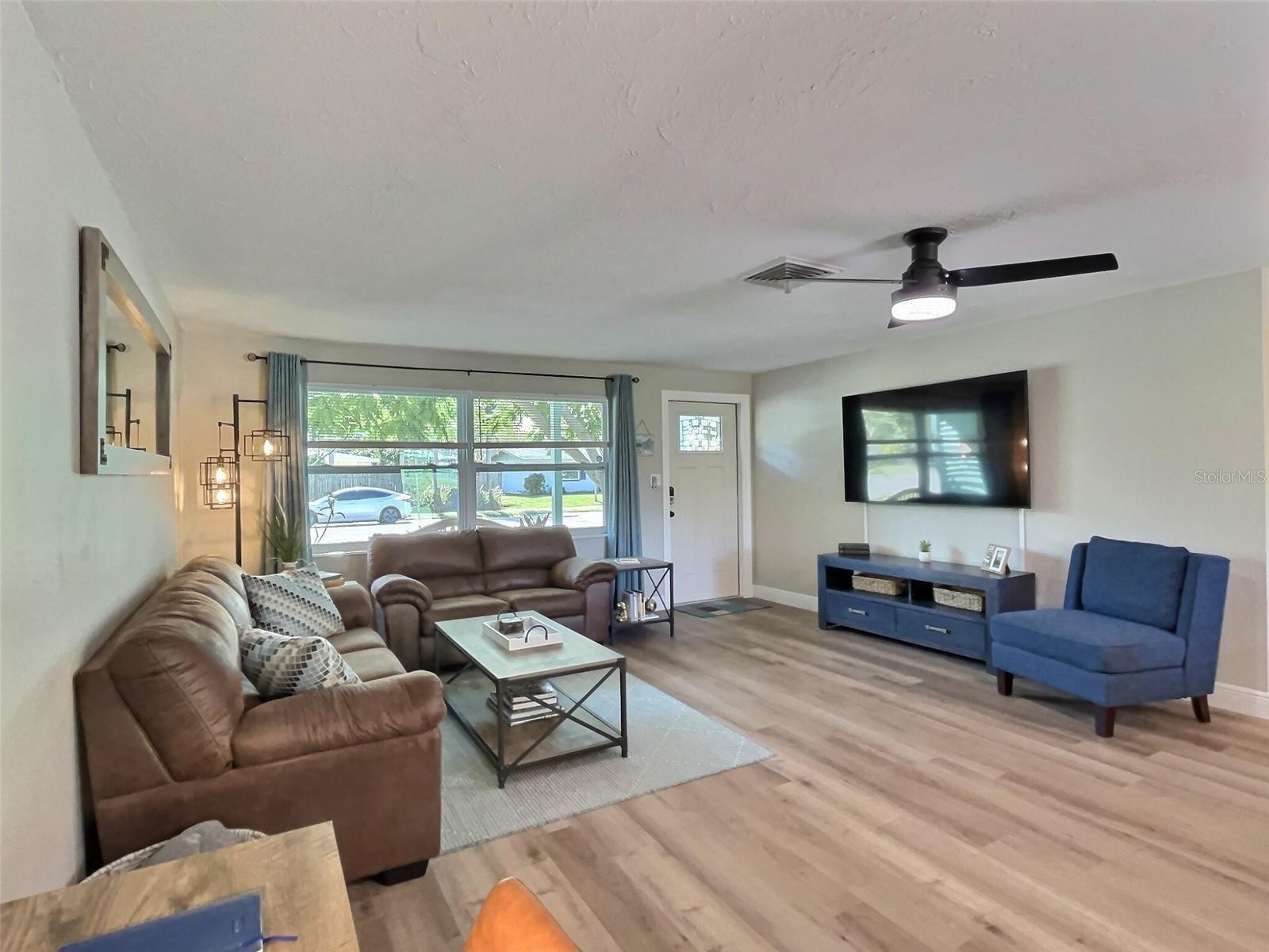 SOUTH GATE RIDGE 04 - Residential Lease