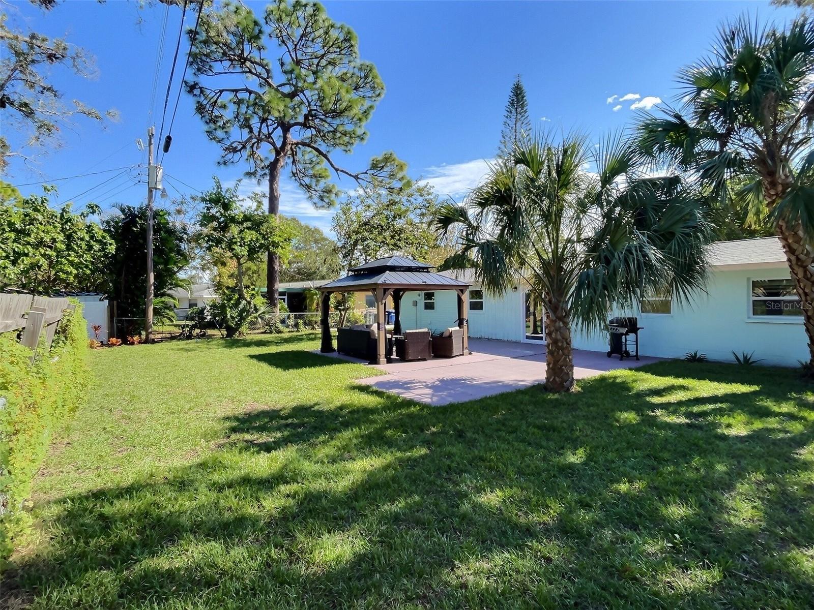 SOUTH GATE RIDGE 04 - Residential Lease