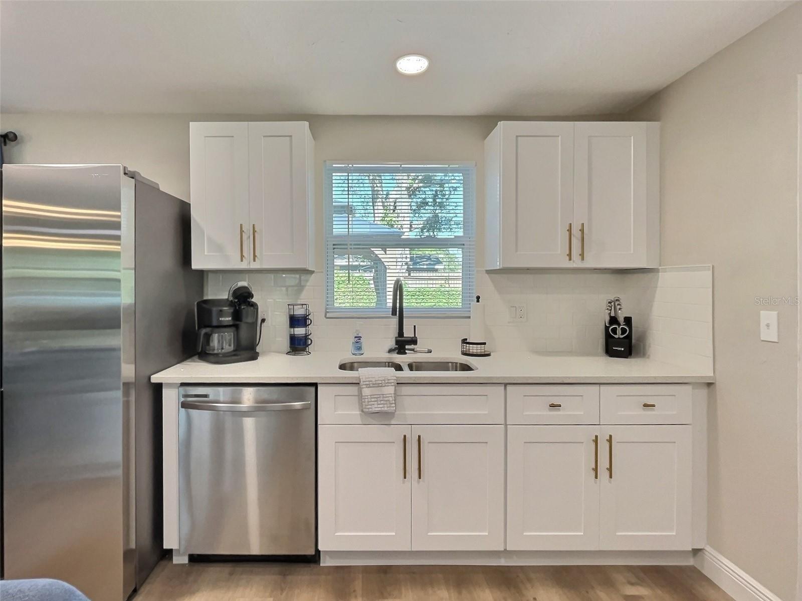SOUTH GATE RIDGE 04 - Residential Lease
