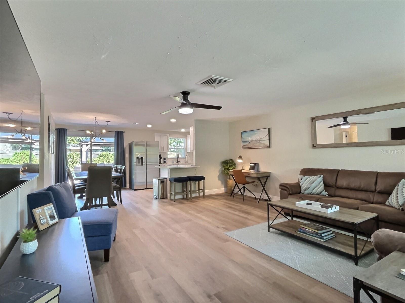 SOUTH GATE RIDGE 04 - Residential Lease