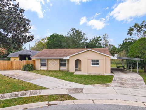 A home in WINTER SPRINGS