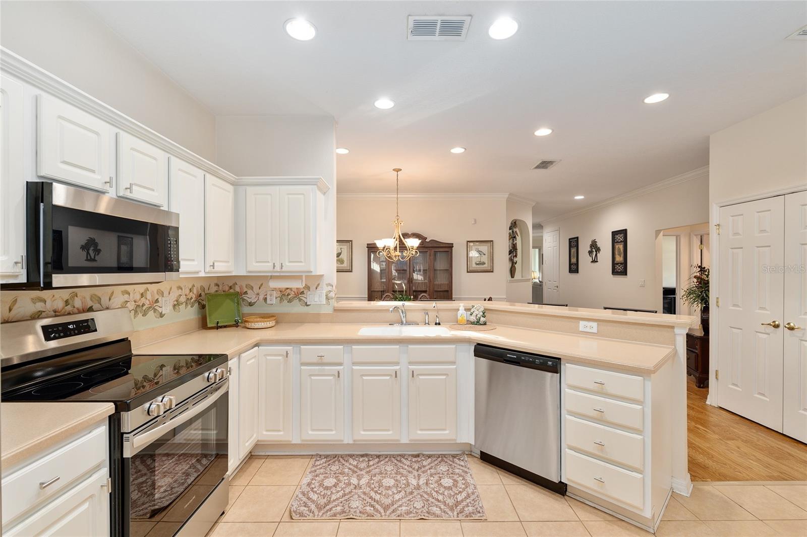 CANDLER HILLS EAST - Residential