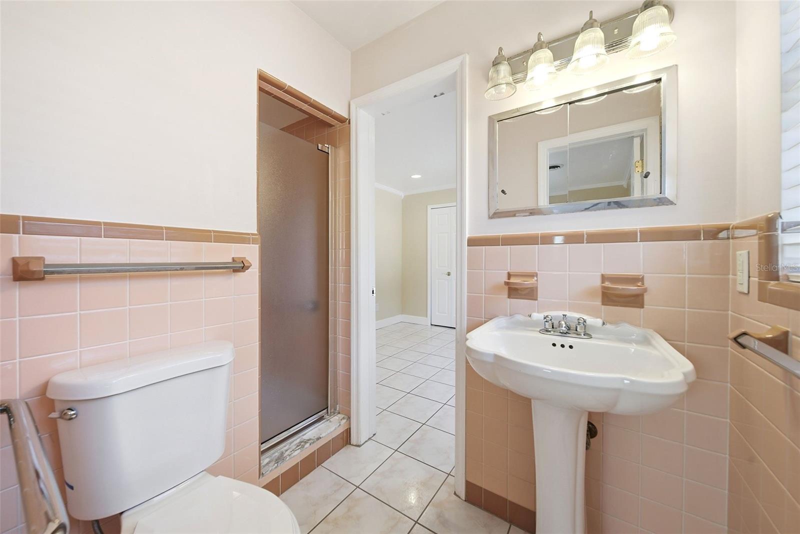 BEL AIR MANOR - Residential