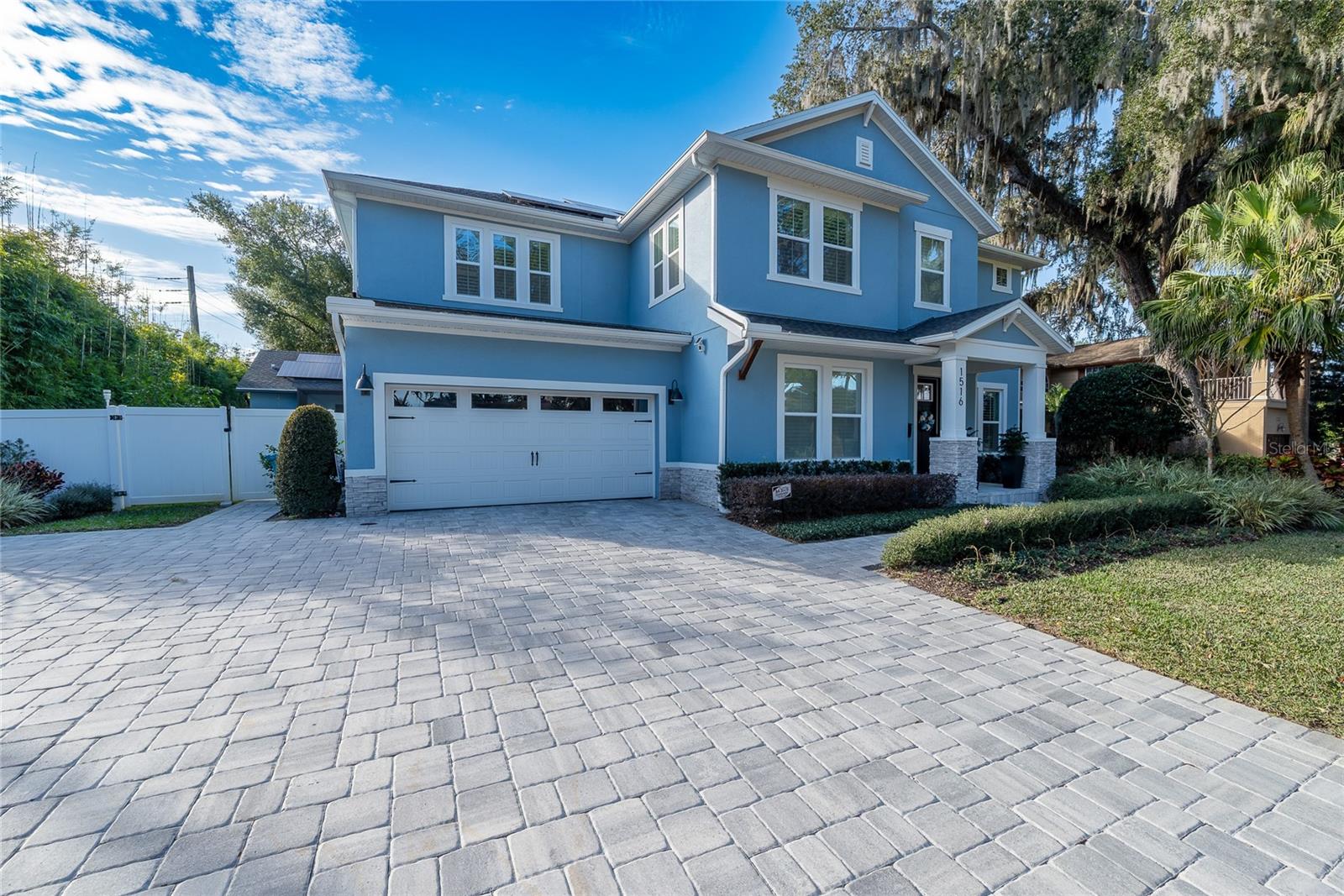 1516 LANCASTER DRIVE