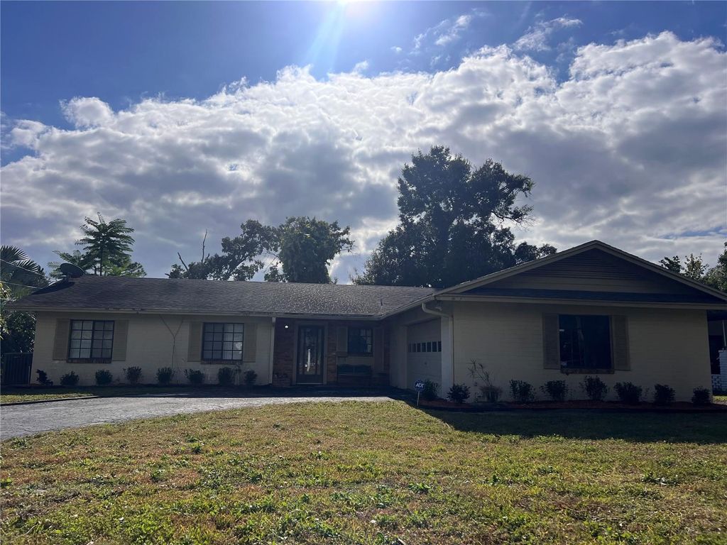 Photo of 3202 Tradewinds Trail, Orlando, FL 32805 (MLS # O6357716)