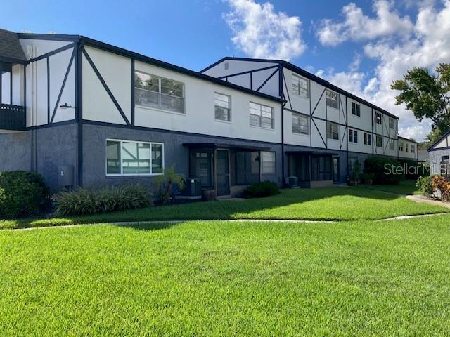 This gorgeous 2 bedroom Condo in King Arthurs Ct. Dunedin, Fl. has been renovated in both the Kitchen and Bathroom. Great community close to shops and restaurants. 1st Floor unit has lots of light and functional space conveniently located close to the pool and tennis courts. Property is well maintained and it includes Samsung Washer and Dryer inside the Unit. It also come with an assigned covered Parking spot with separate storage for additional belongings. Residents enjoy access to all amenities on site with beautifully landscaped common areas.
Minutes from Downtown Dunedin, The Pinellas Trail and the Pristine Gulf Coast Beaches
Much Better than Renting. Schedule a showing today.