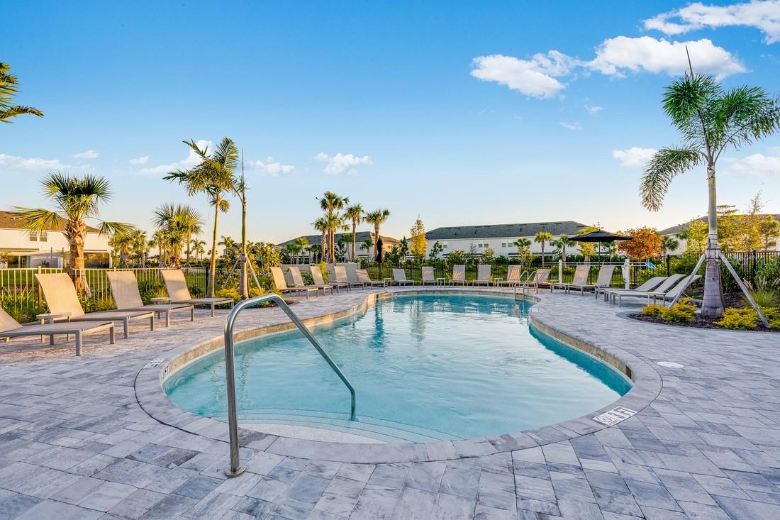 THE TOWNS AT SKYE RANCH - Residential