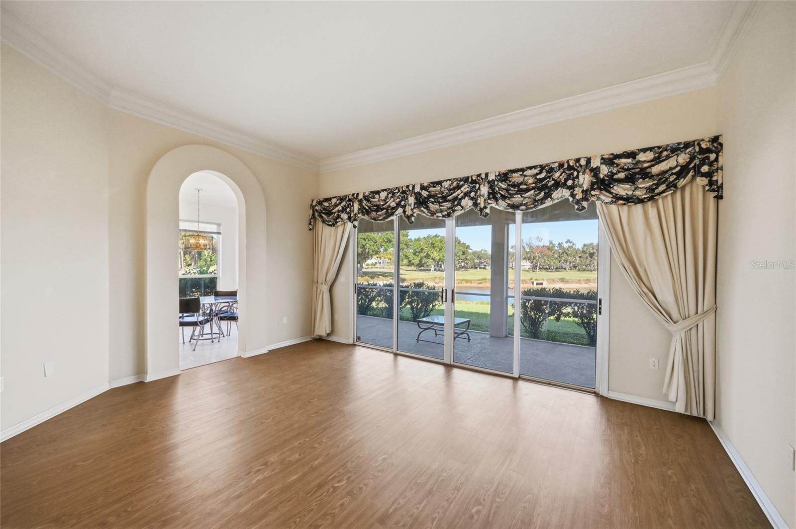 DEVONSHIRE PLACE - Residential