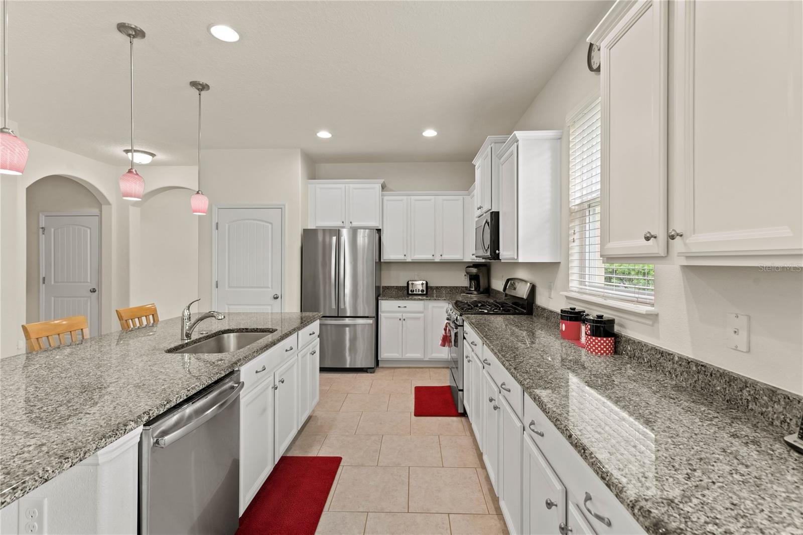 SUMMERLAKE - Residential