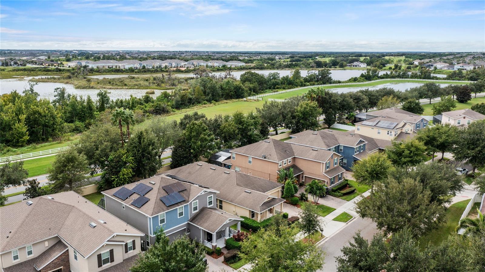 SUMMERLAKE - Residential