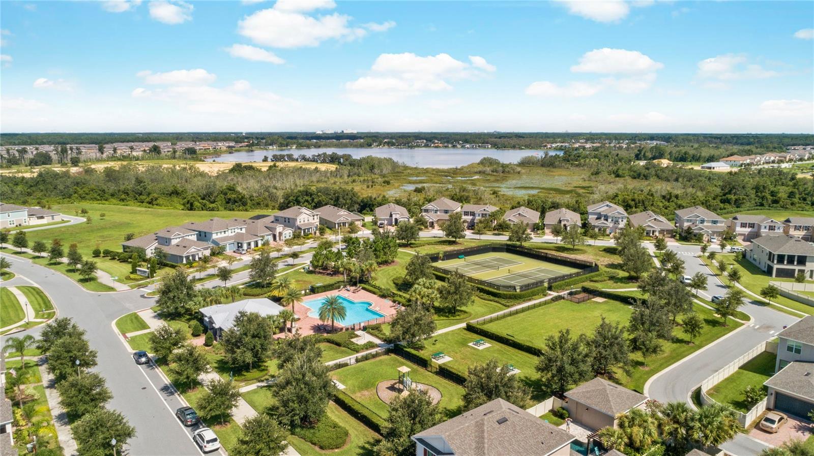 SUMMERLAKE - Residential