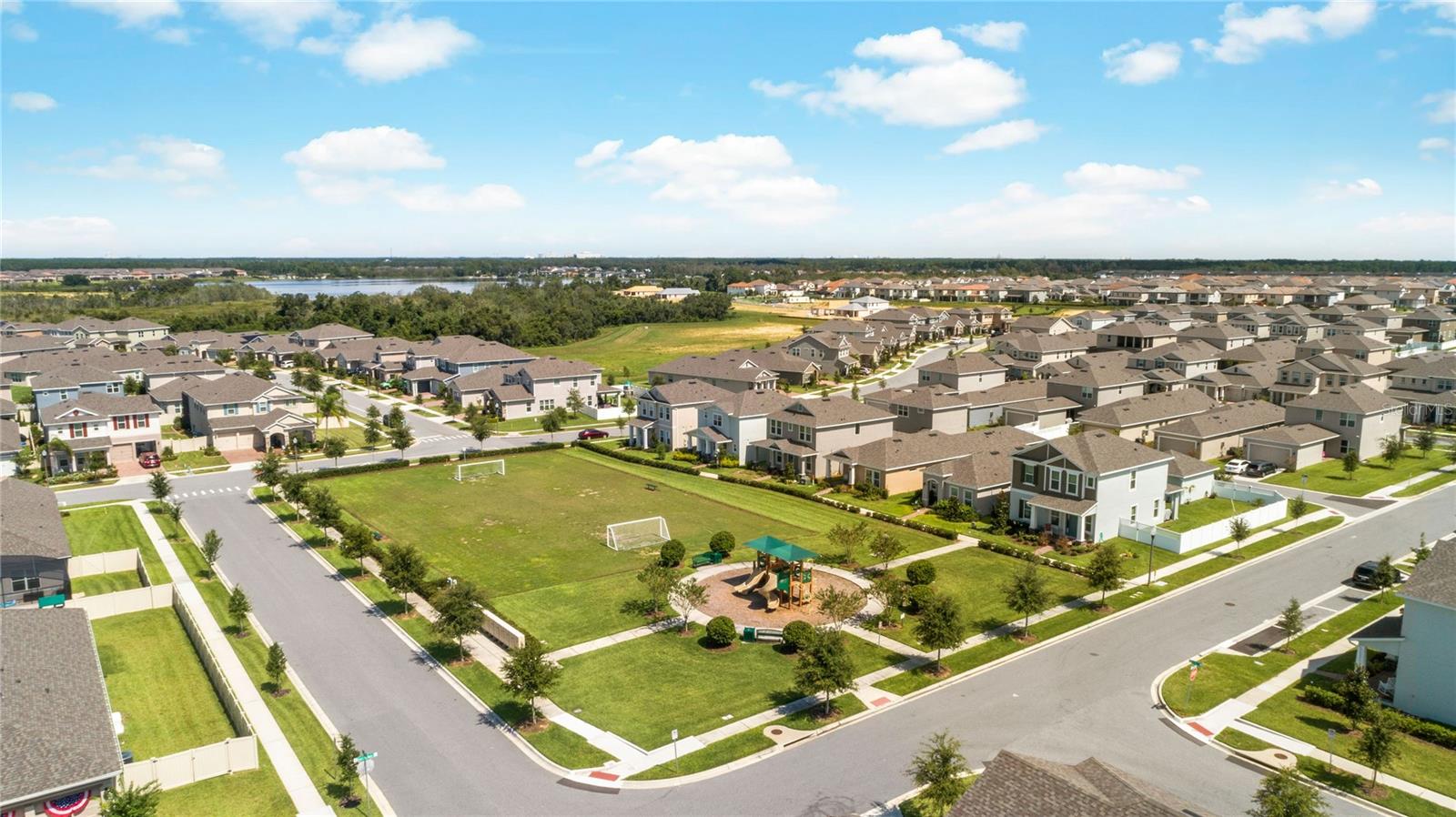 SUMMERLAKE - Residential