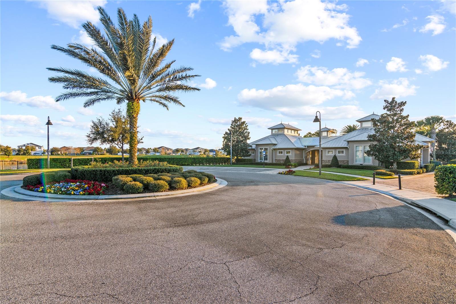 SUMMERLAKE - Residential