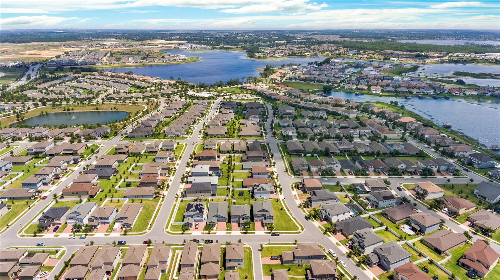 SUMMERLAKE - Residential