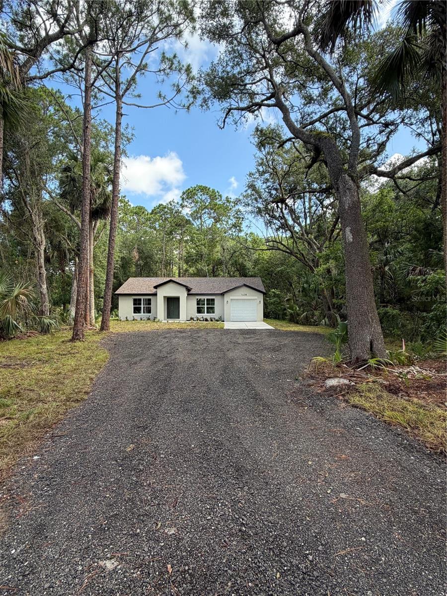 1438 LAKE HARNEY
