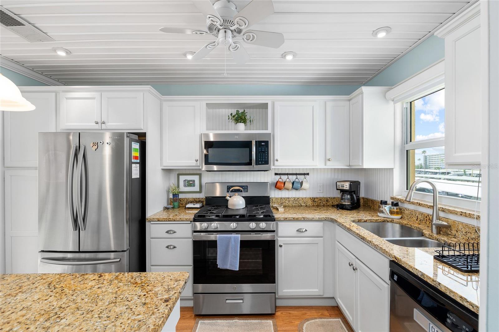 TOWN SHORES OF GULFPORT - Residential