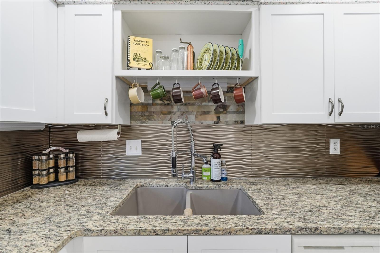 SUNRISE GOLF CLUB PH I - Residential