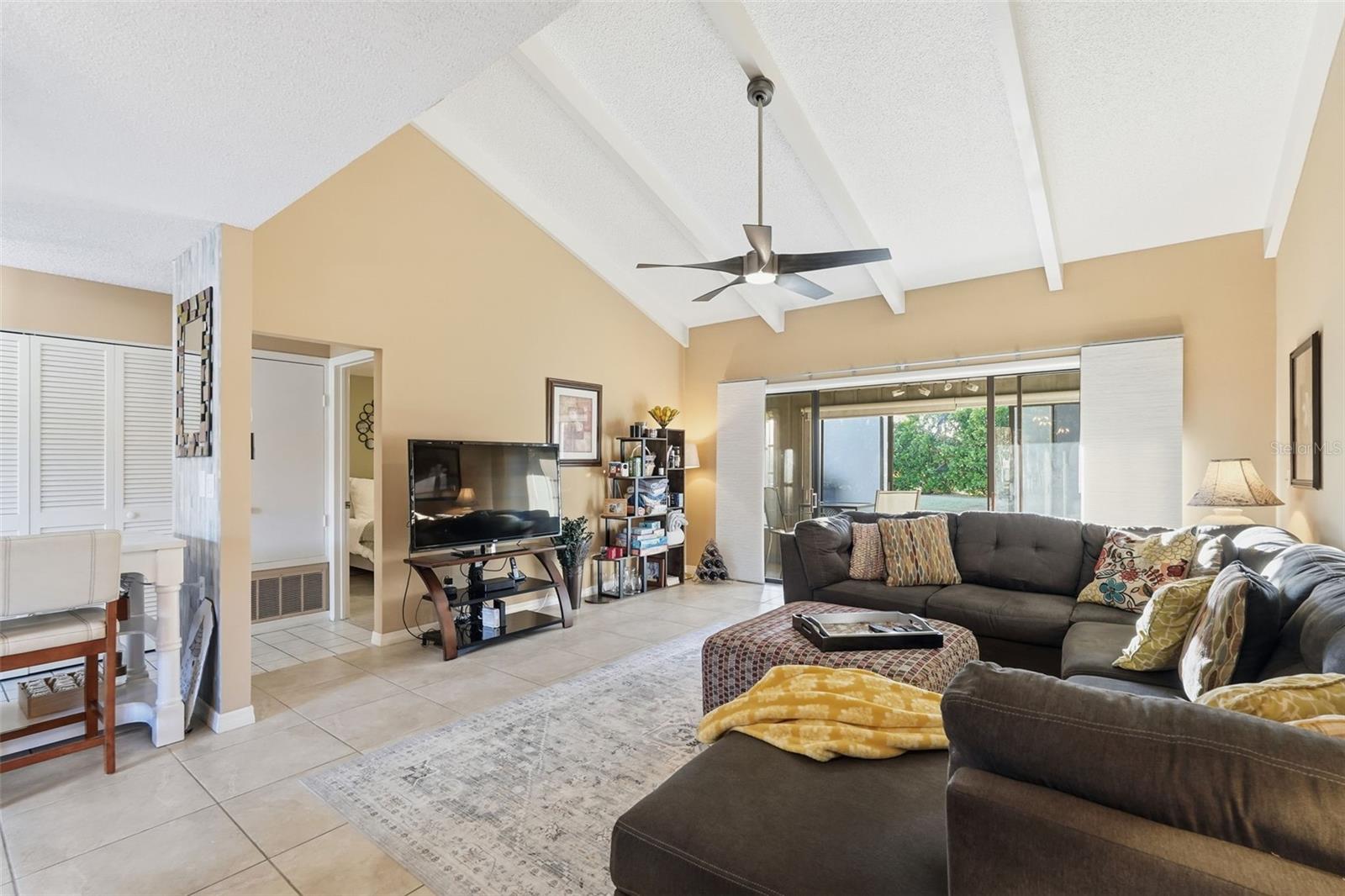 SUNRISE GOLF CLUB PH I - Residential