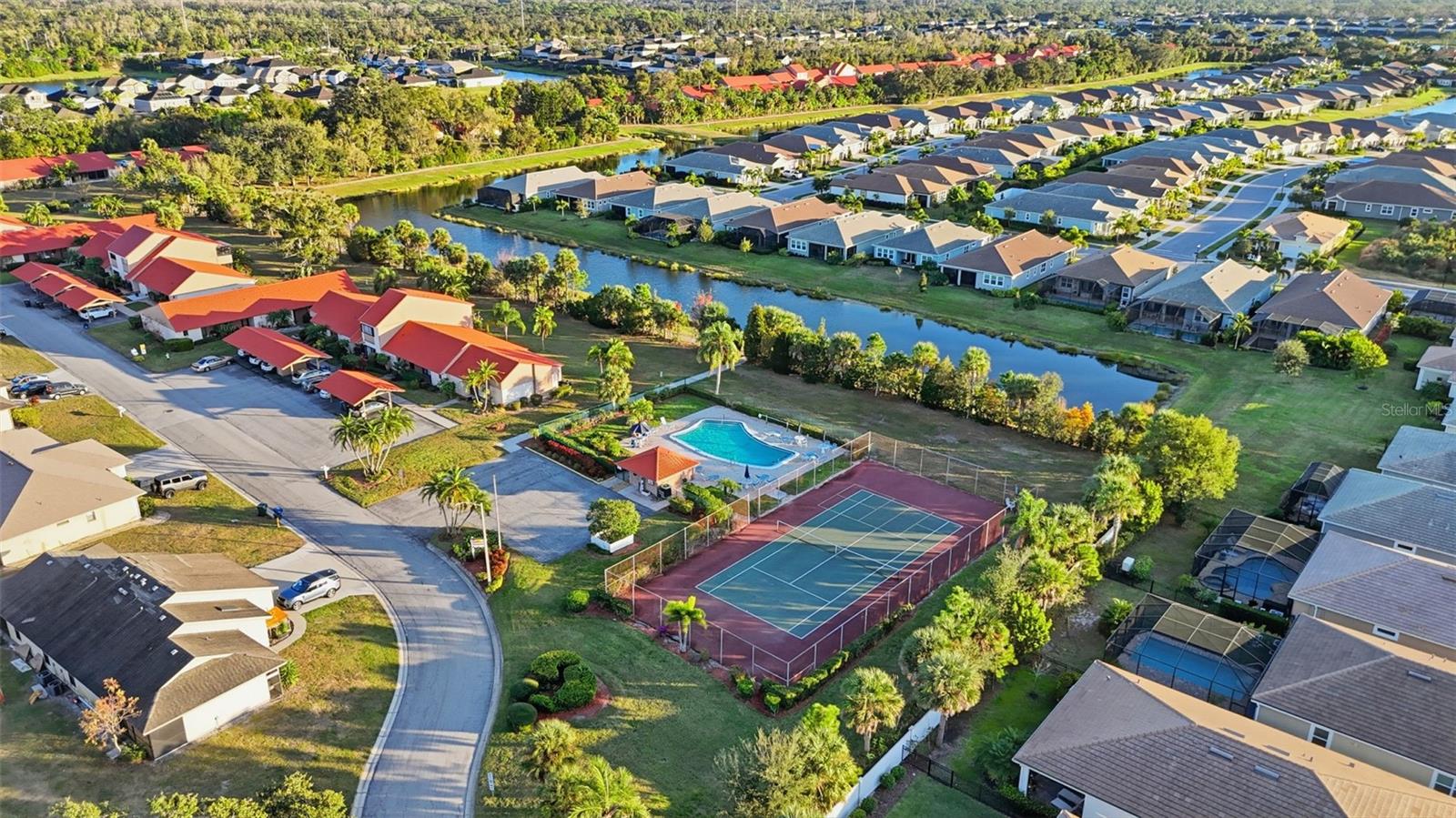 SUNRISE GOLF CLUB PH I - Residential