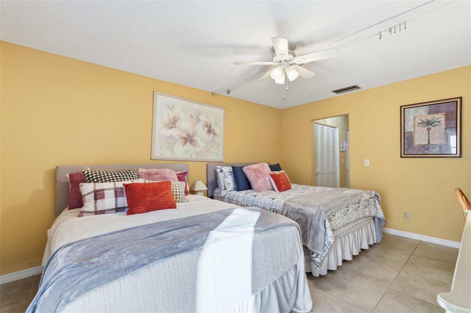 SUNRISE GOLF CLUB PH I - Residential