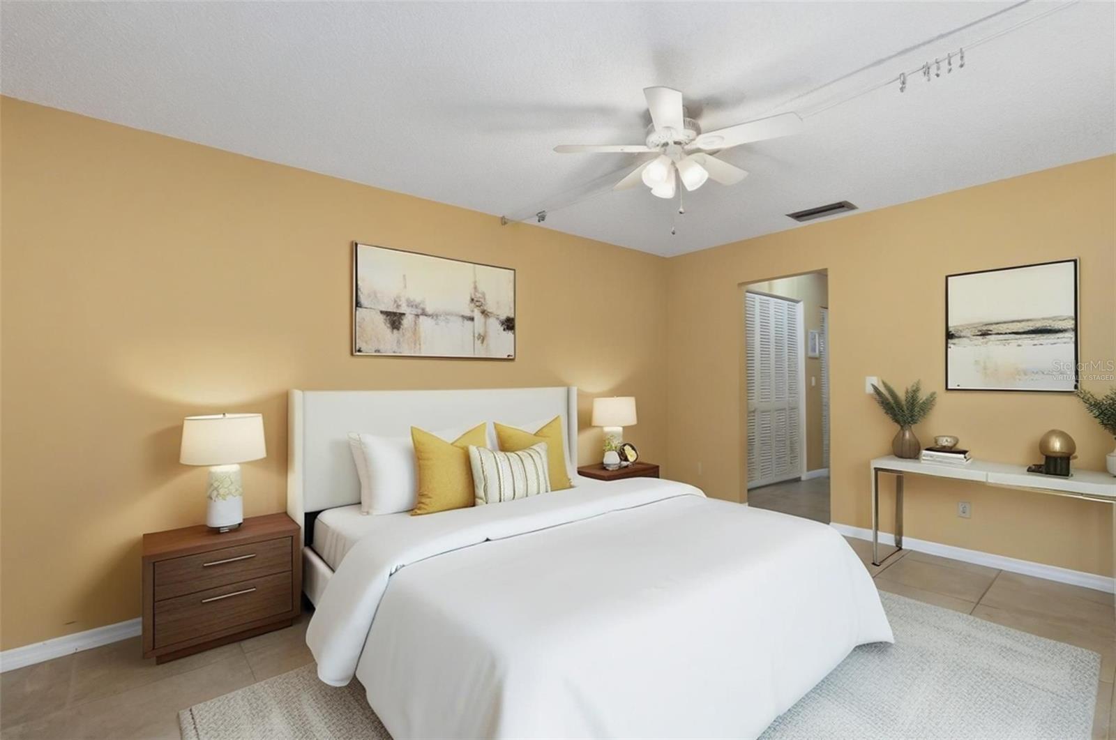 SUNRISE GOLF CLUB PH I - Residential