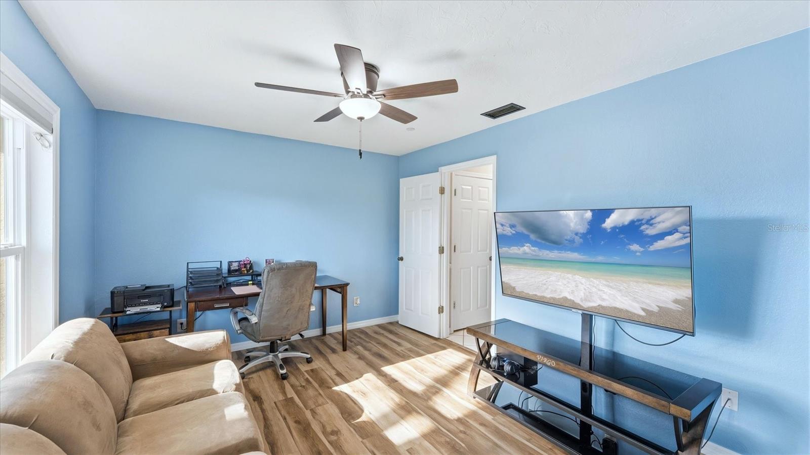 RIVER SPGS - Residential