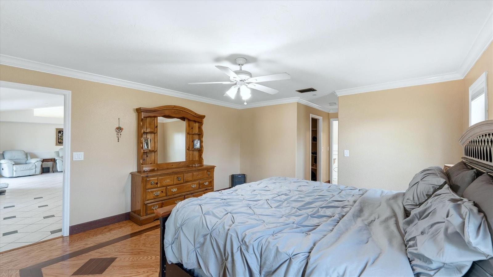 RIVER SPGS - Residential