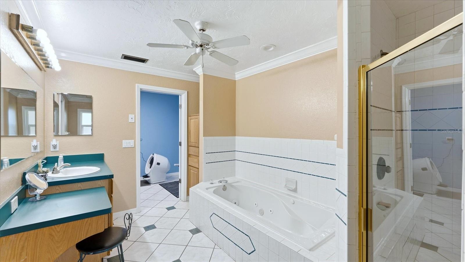 RIVER SPGS - Residential