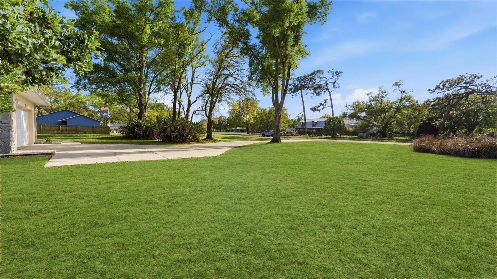 RIVER SPGS - Residential