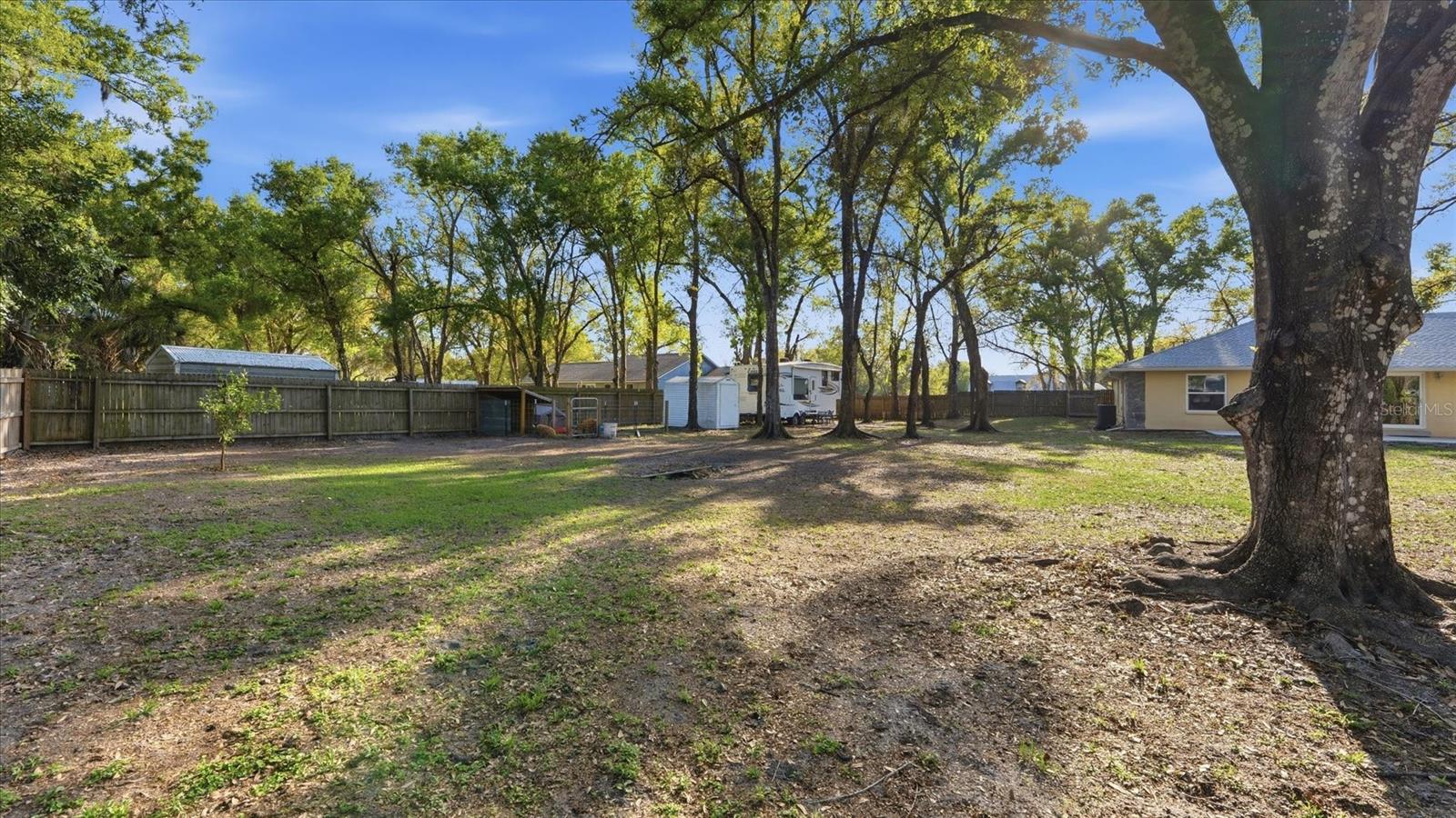 RIVER SPGS - Residential