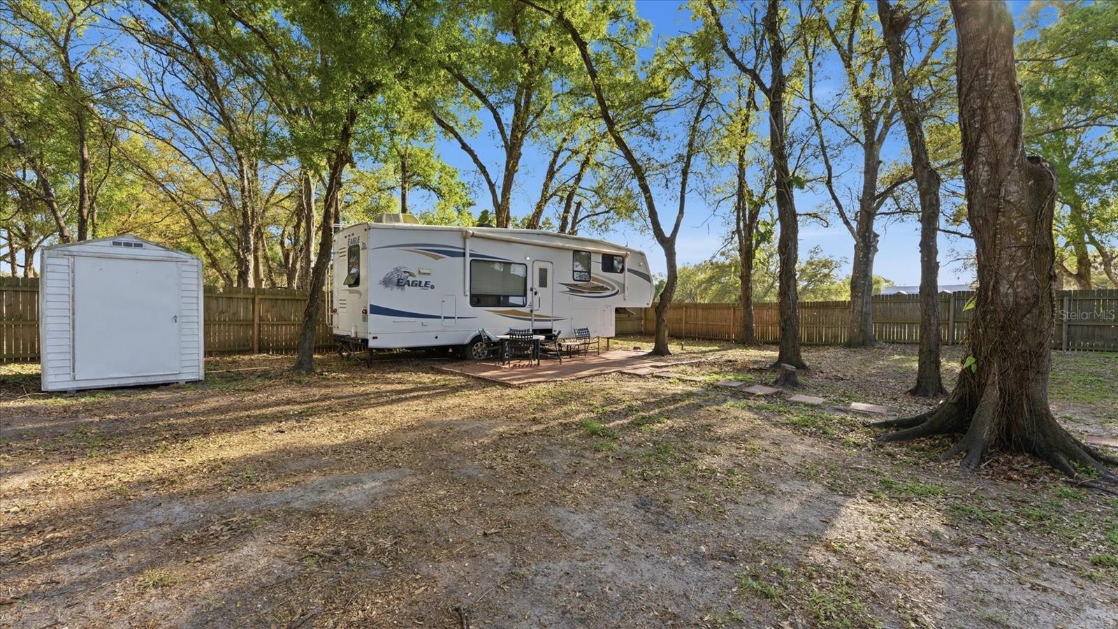 RIVER SPGS - Residential