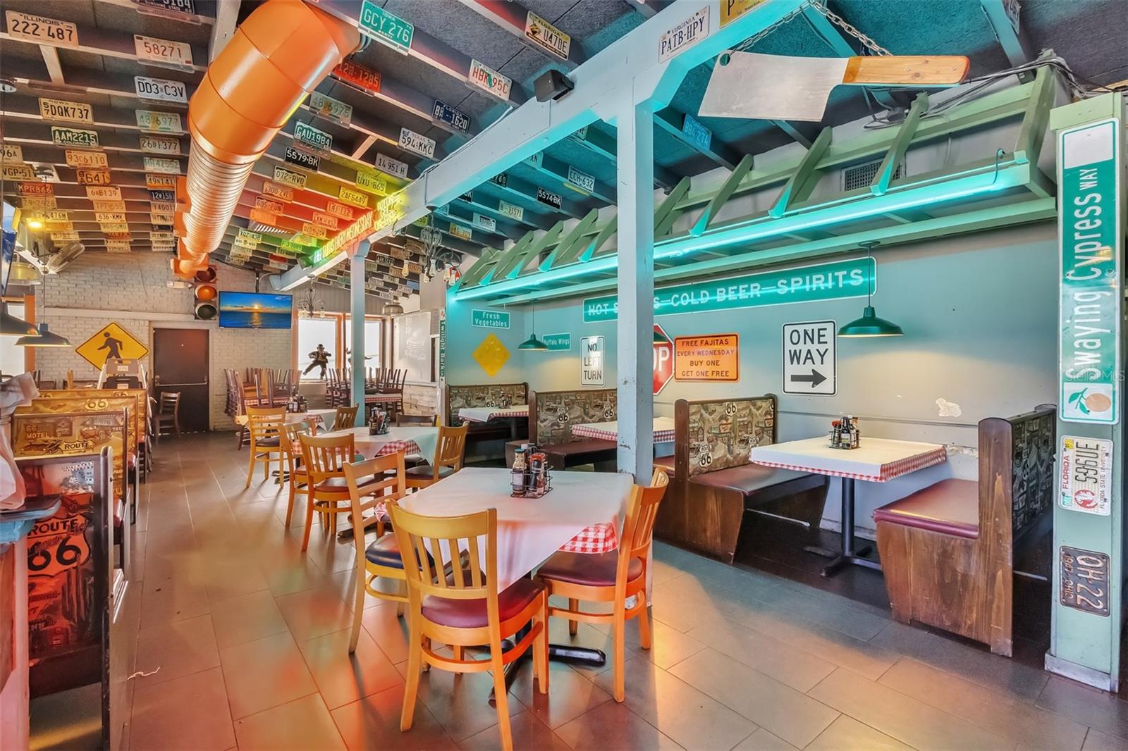 TWIN LAKE PARK SUB - Commercial Sale