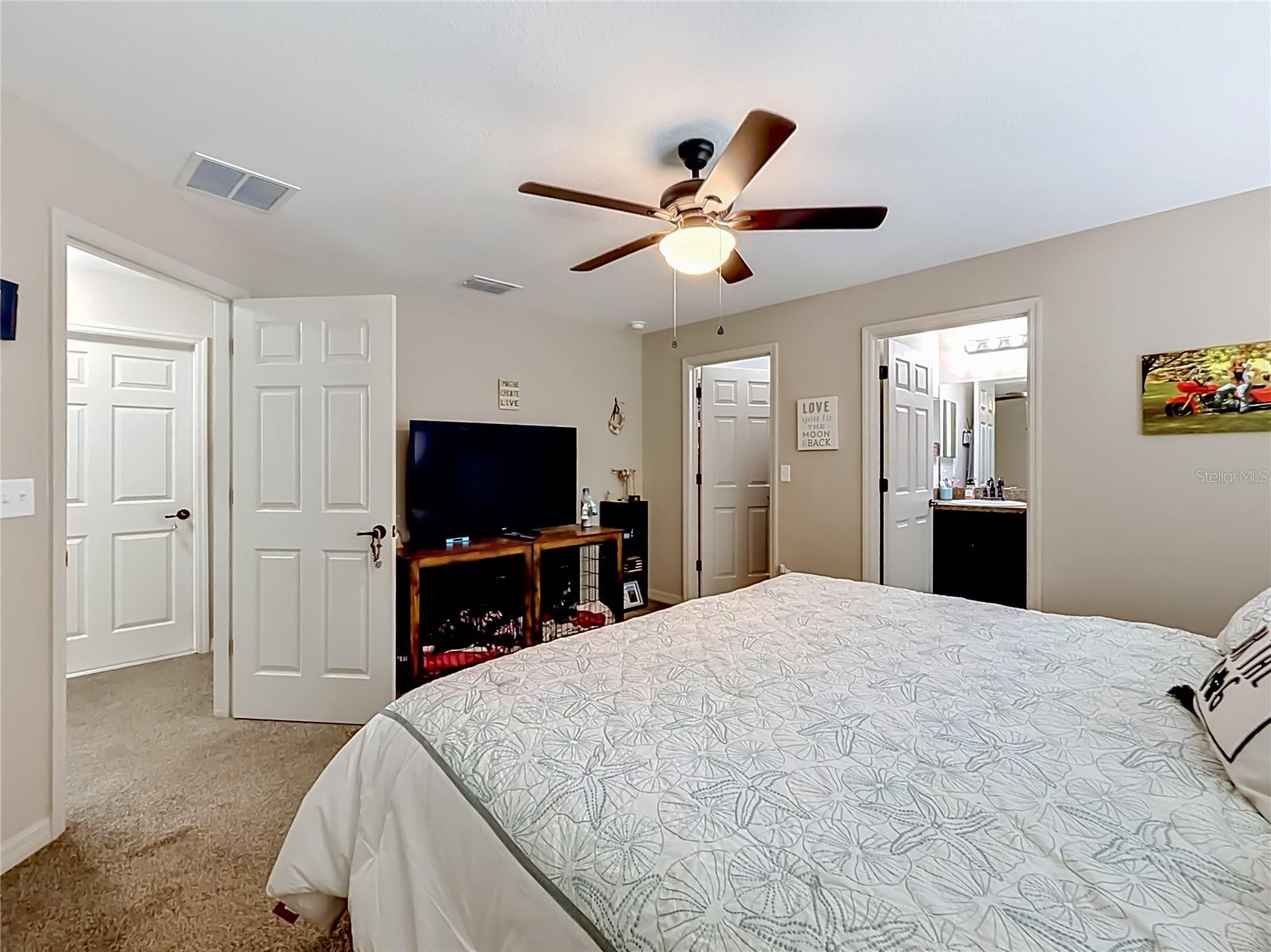 MARION OAKS UN 9 - Residential