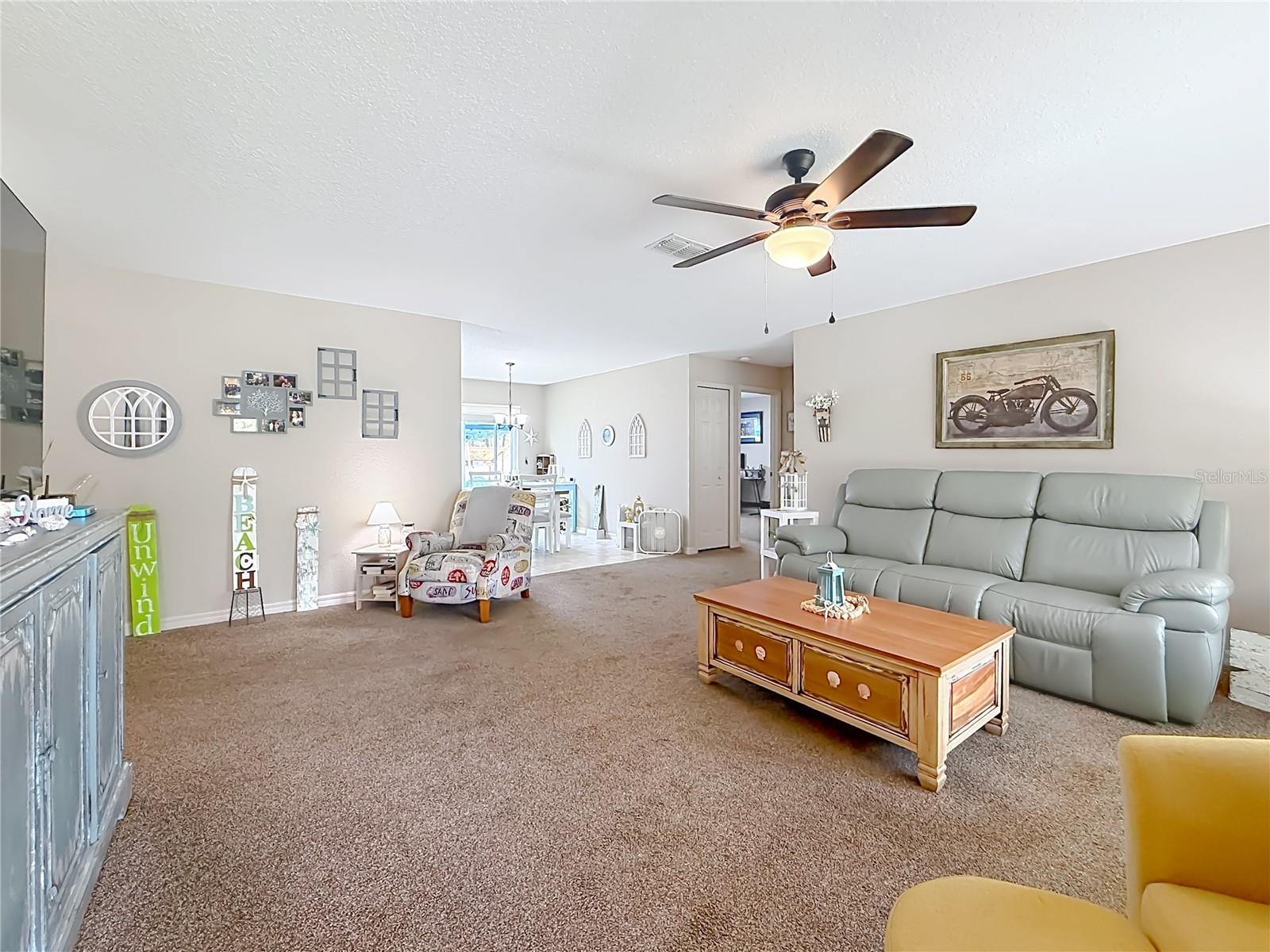 MARION OAKS UN 9 - Residential