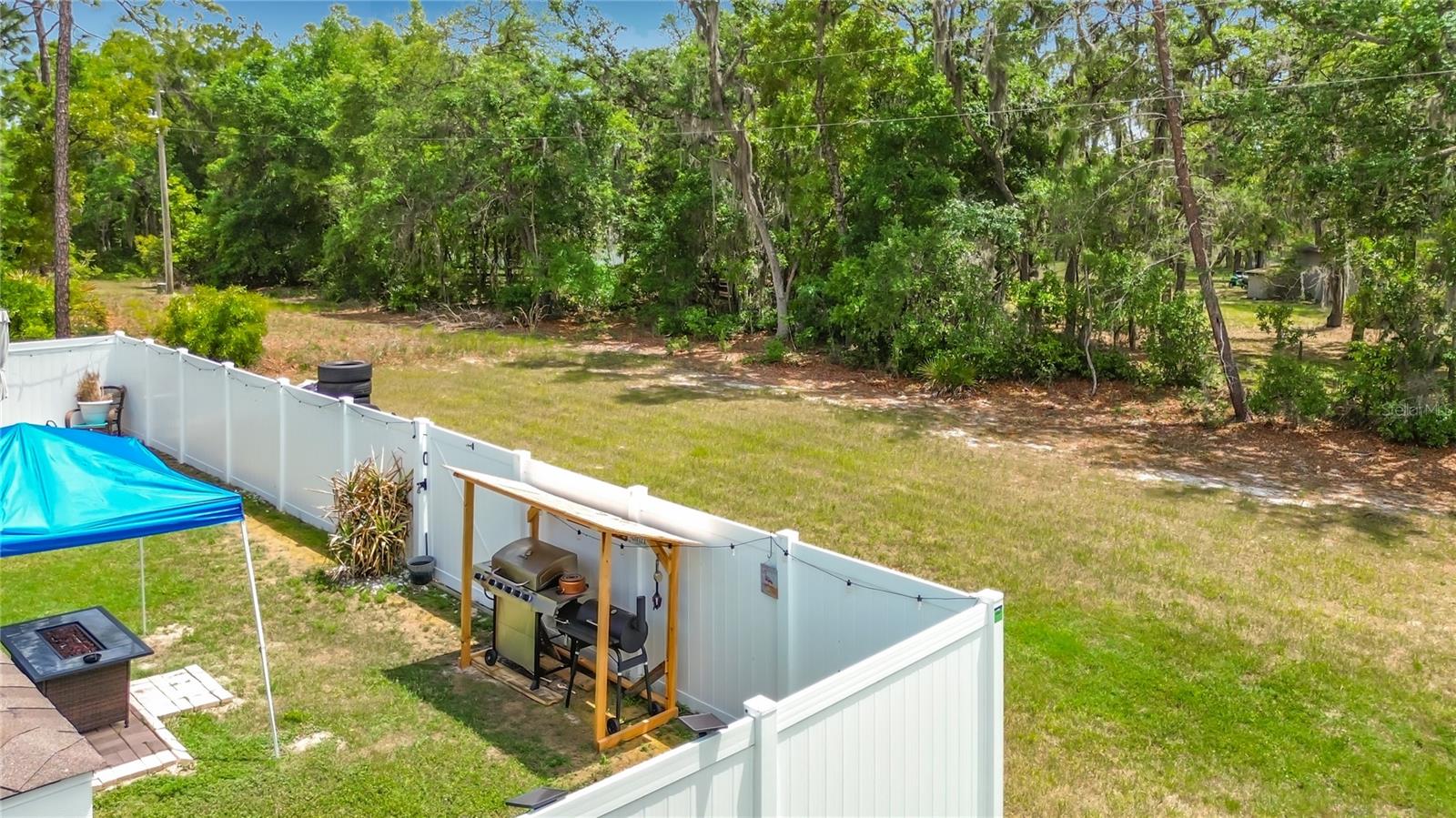MARION OAKS UN 9 - Residential