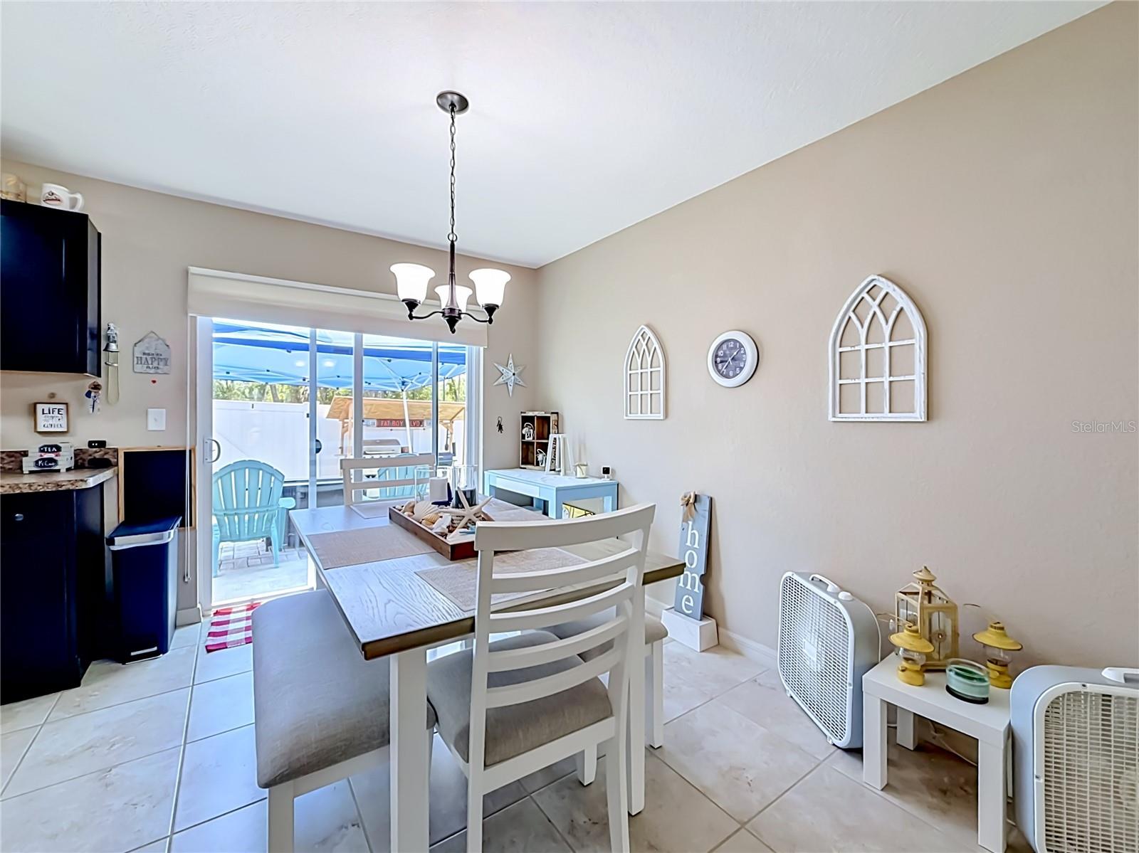 MARION OAKS UN 9 - Residential