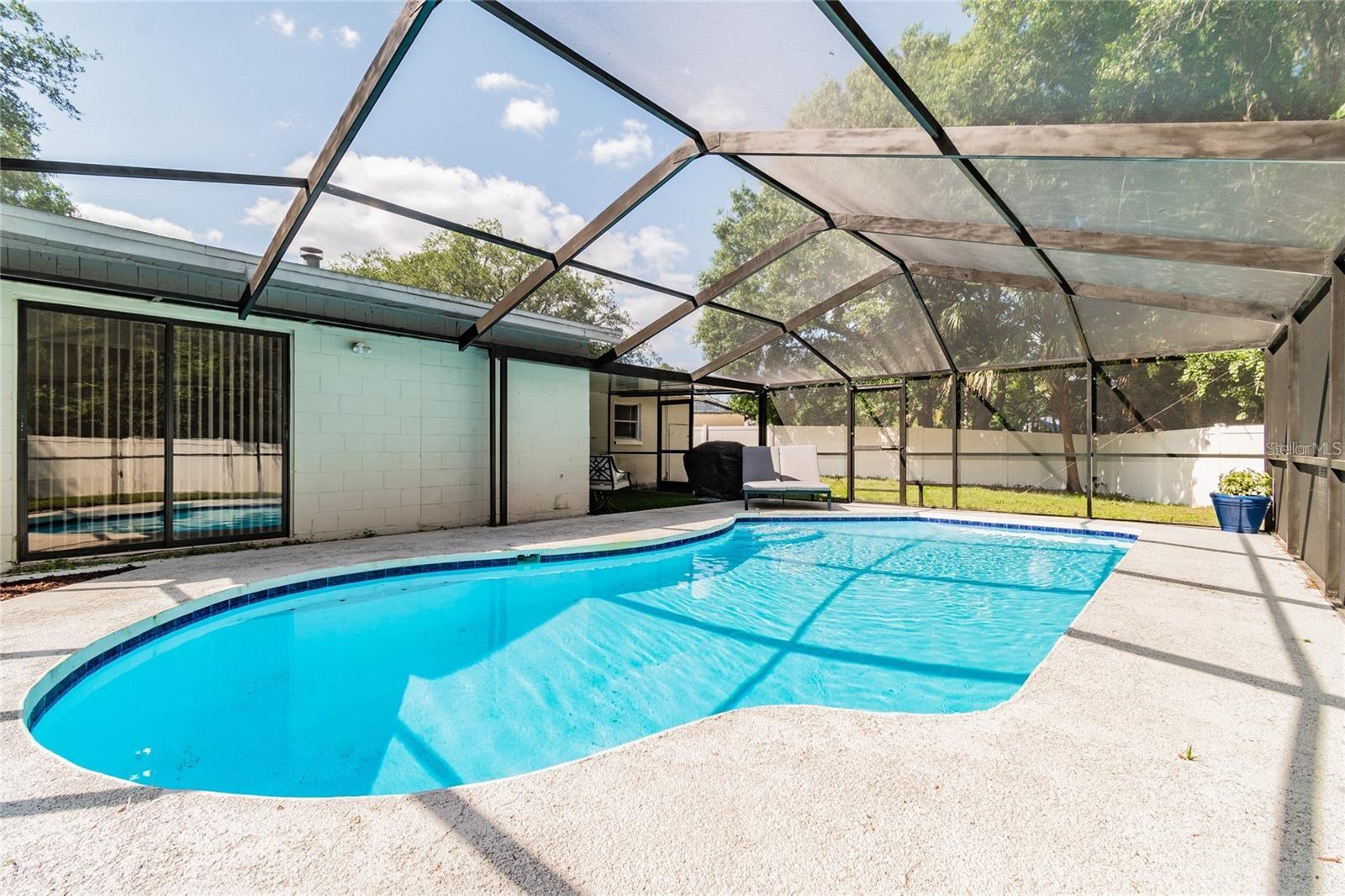 CARROLLWOOD MEADOWS UNIT XI - Residential