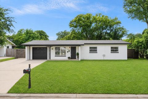 Photo of 819 Densmore Drive, Winter Park, FL 32792 (MLS # O6405658)