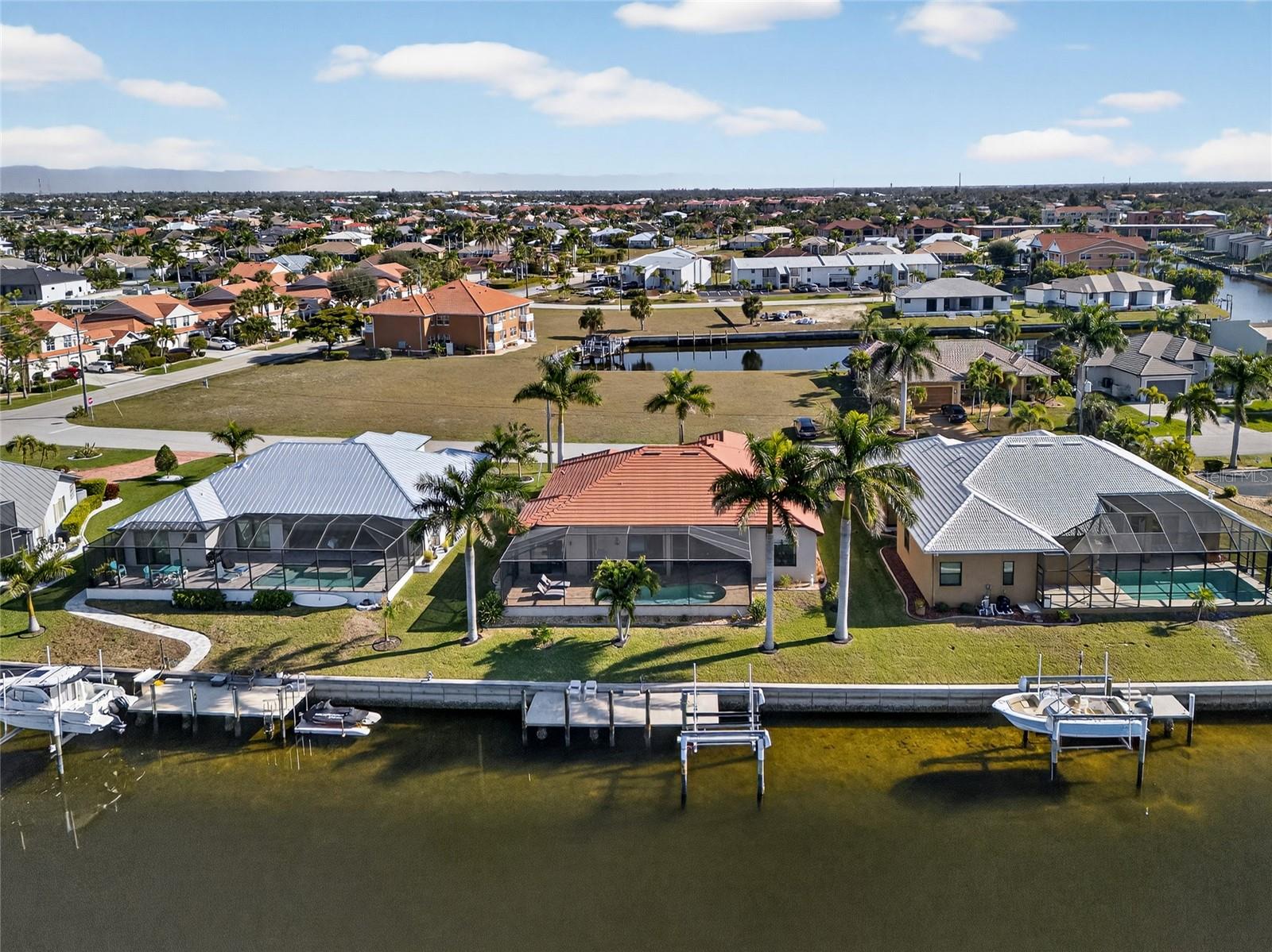 PUNTA GORDA ISLES SEC 07 - Residential