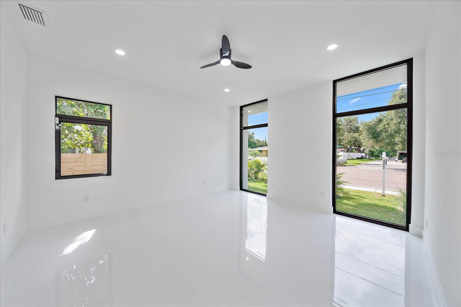 ORANGE PARK - Residential