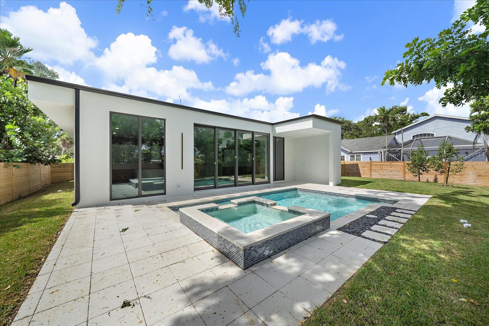 ORANGE PARK - Residential