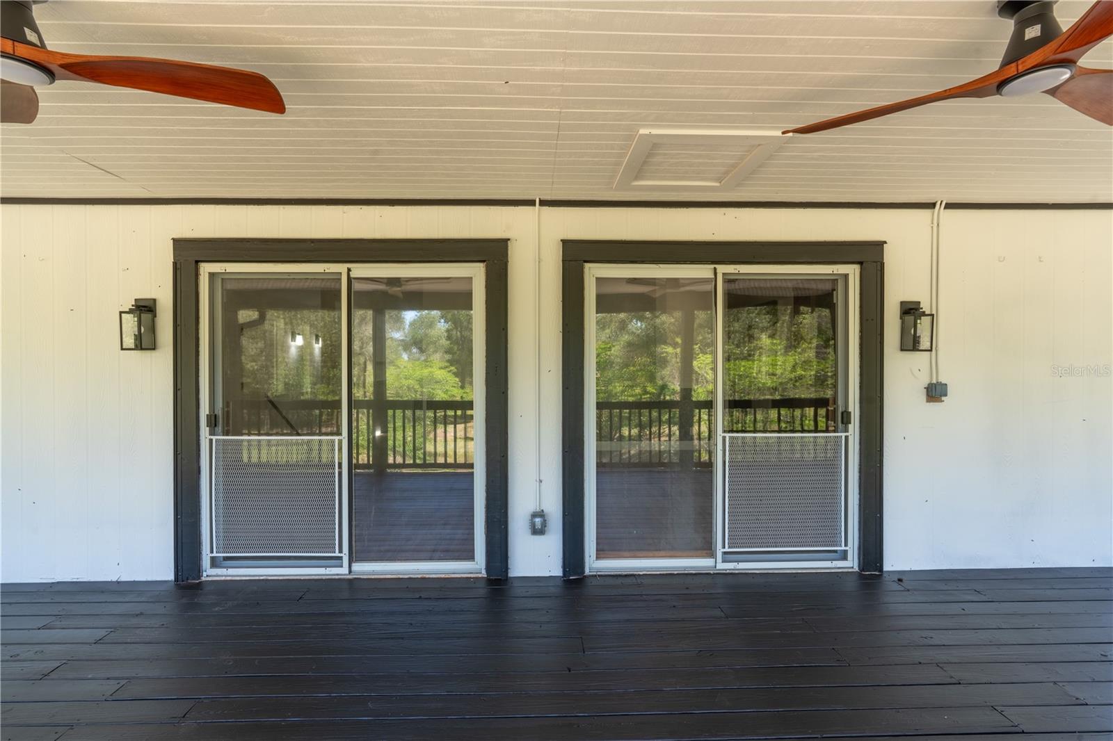 ROLLING PINES - Residential