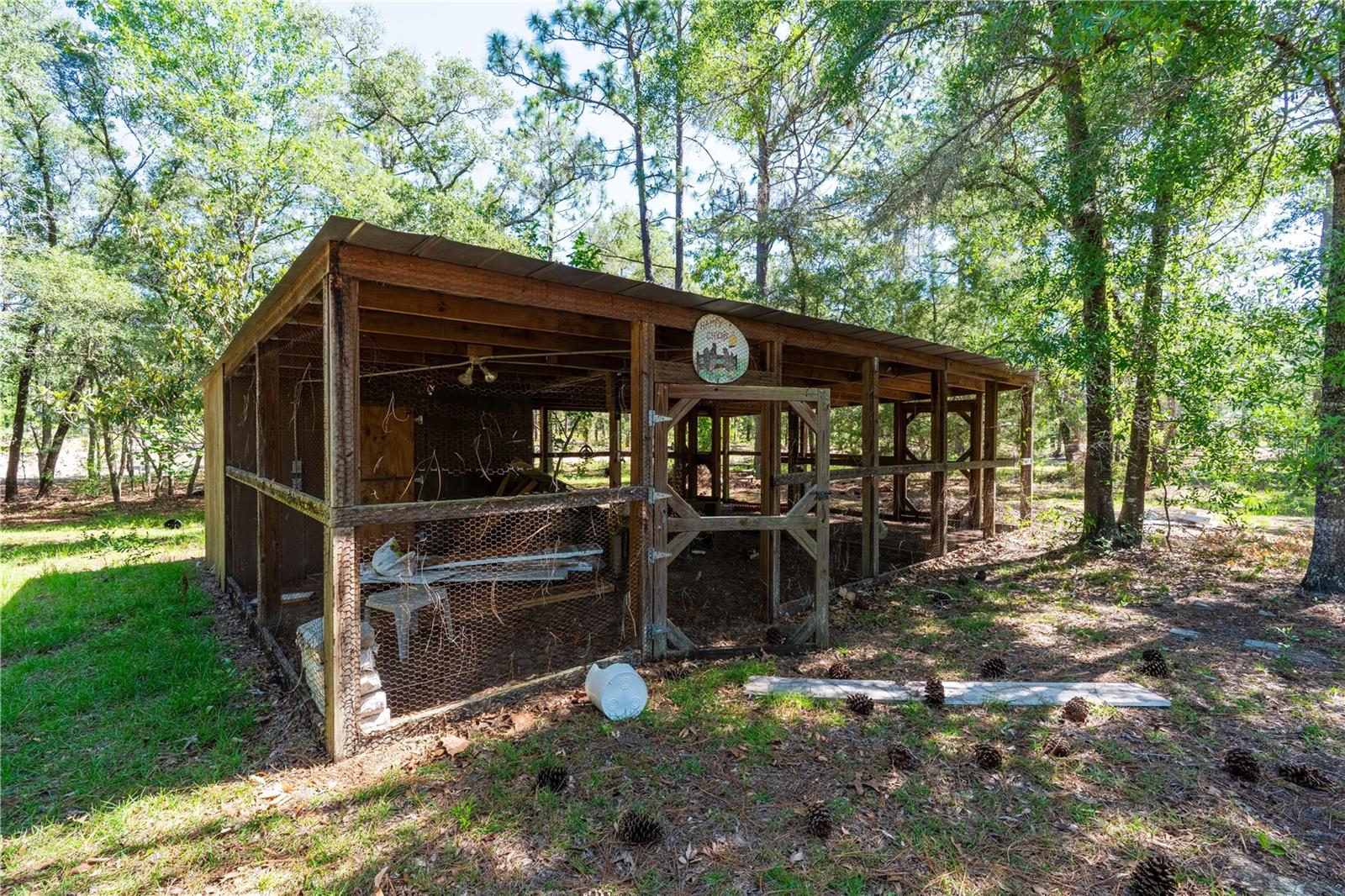 ROLLING PINES - Residential