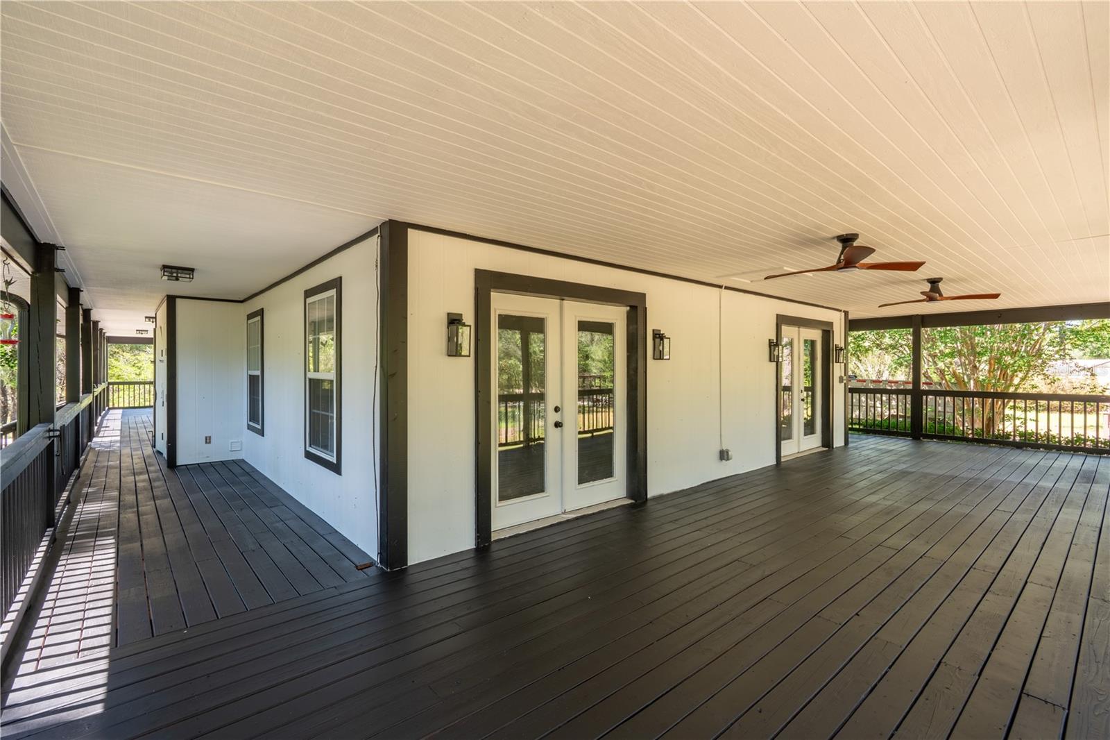 ROLLING PINES - Residential