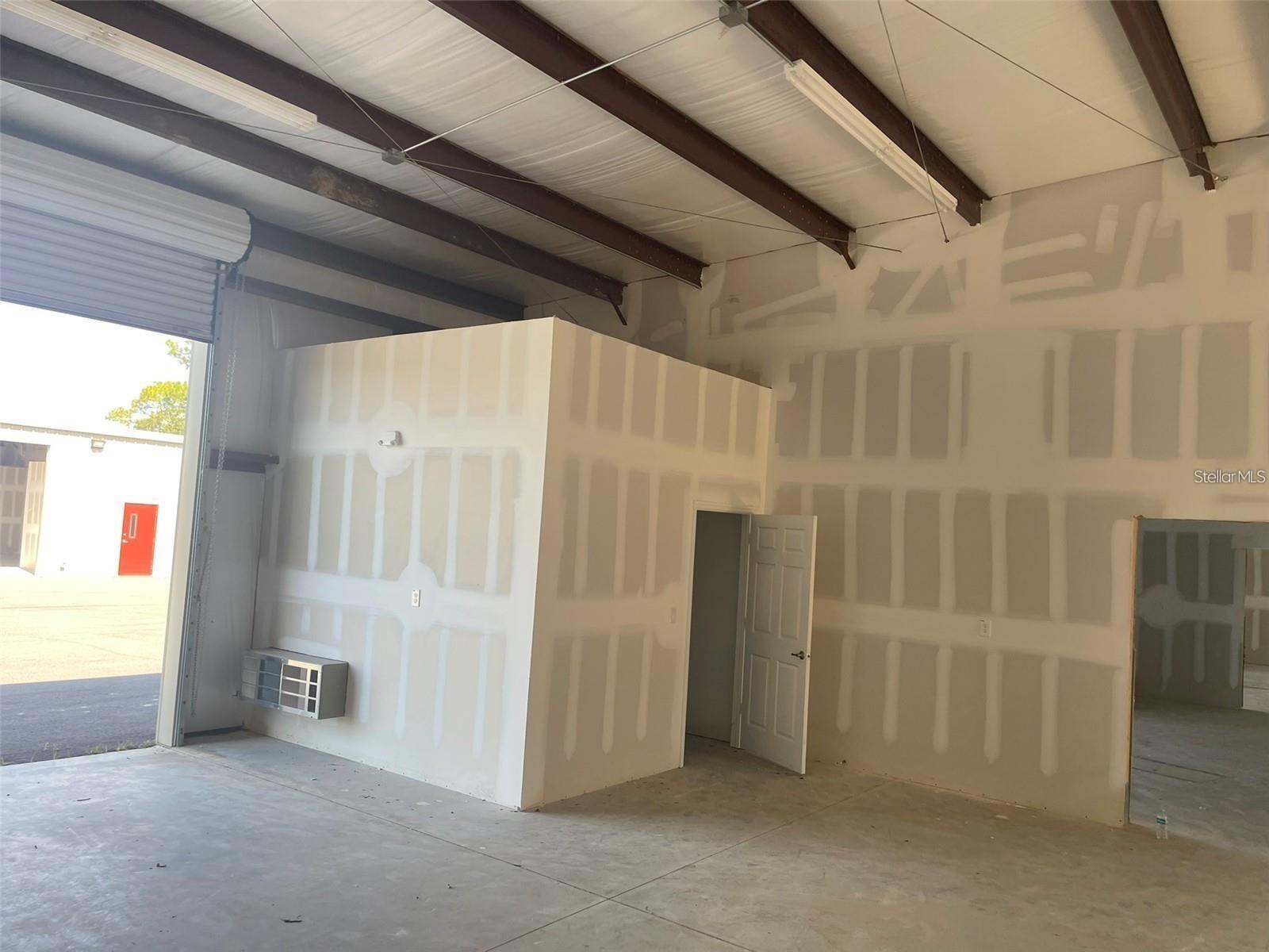 NORTH POINT PROFESSIONAL CENT - Commercial Lease