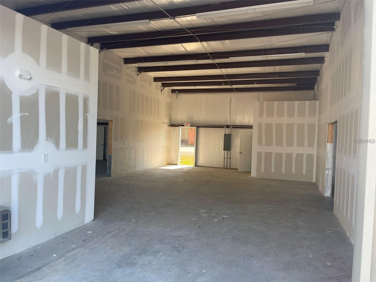 NORTH POINT PROFESSIONAL CENT - Commercial Lease